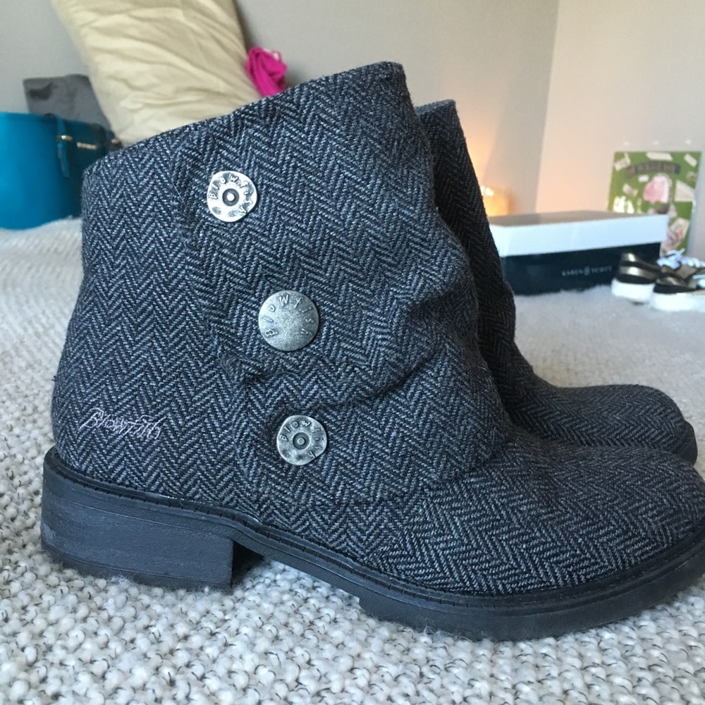 Adorable Blowfish Booties